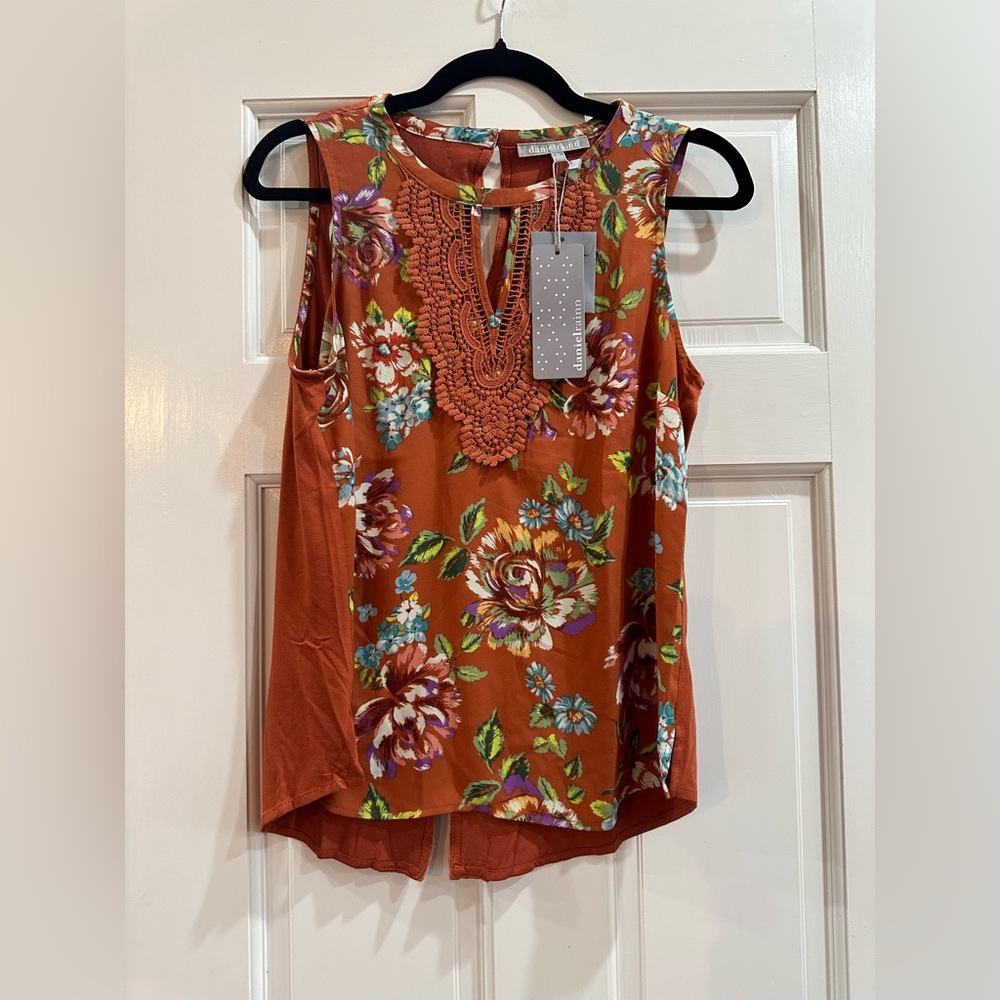 DANIEL RAINN NWT Stitch Fix Burnt Orange Quin Sleeveless Top Petite Small NWT